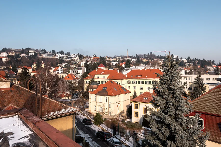 Výhľad na okolité bratislavské vily